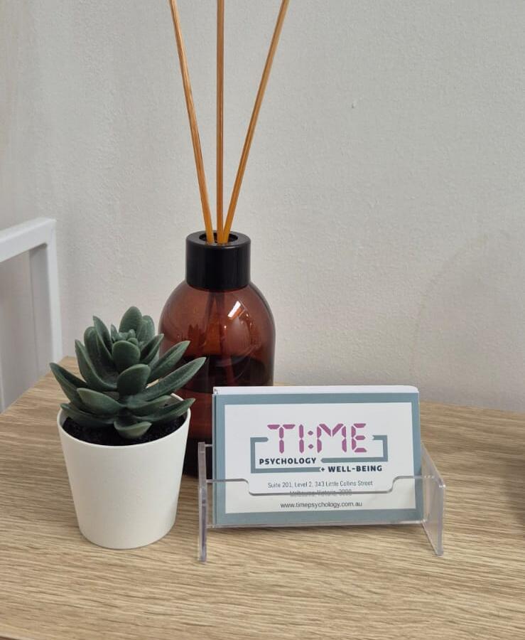 TIME Psychology side table